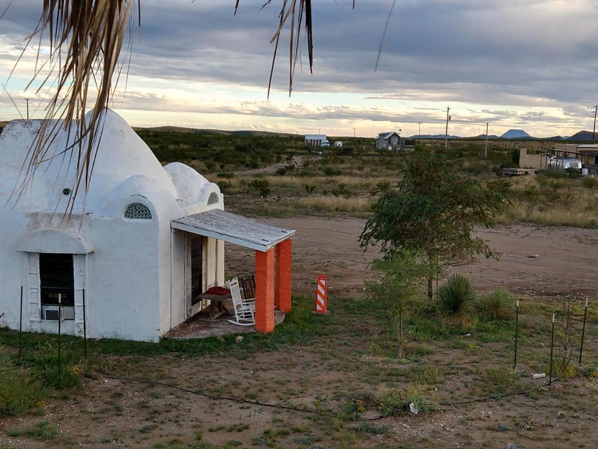 La Loma Del Chivo Llc Stone Cottage Alternative Building Marathon Eksteriør billede